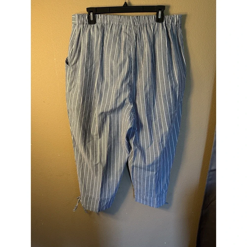Dressbarn Woman 14W Blue White Striped Capri Pants Lace-up Hem Drawstring Cuff - Picture 7 of 11